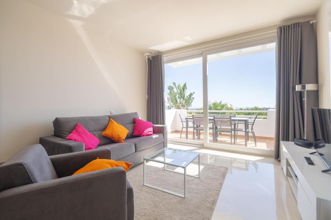 2237-Modern Apt With Private Beach Естепона Екстер'єр фото